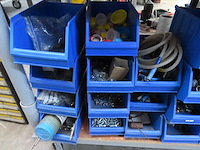 Handgereedschap en installatiemateriaal - afbeelding 2 van  6