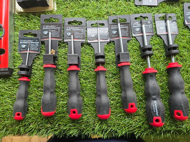 Handgereedschap in bahco koffer industries, partij - afbeelding 7 van  13