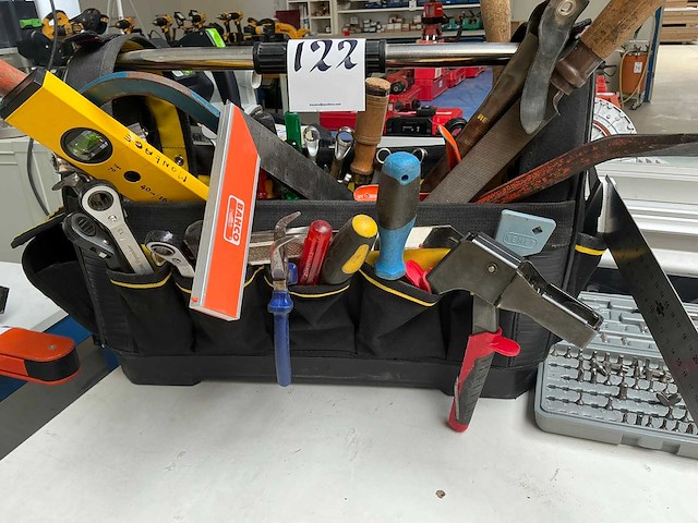 Handgereedschap met tas - afbeelding 2 van  4