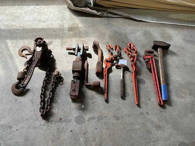 Handgereedschap "rig floor hand tools" - afbeelding 1 van  3