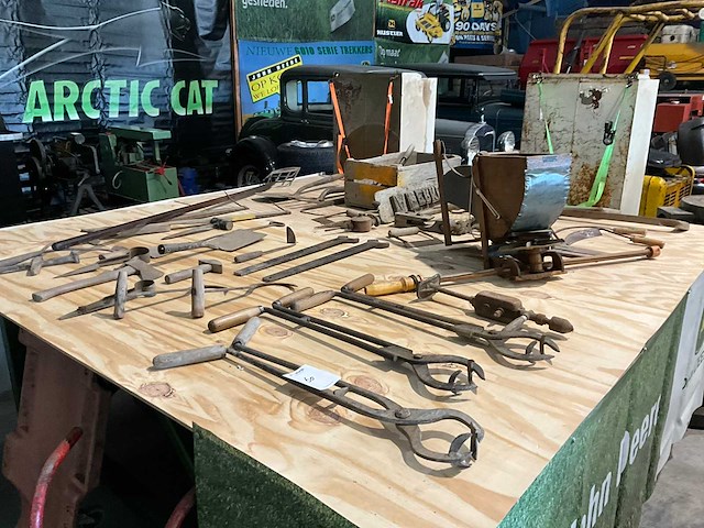 Handgereedschap - afbeelding 1 van  9