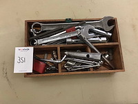 Handgereedschap - afbeelding 1 van  2