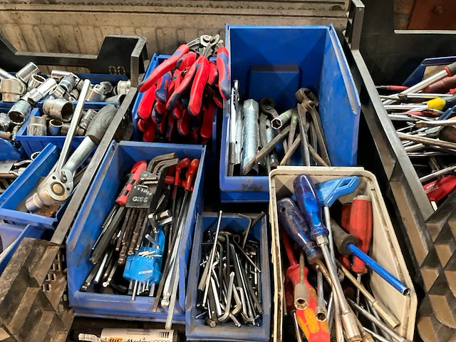 Handgereedschap - afbeelding 3 van  4