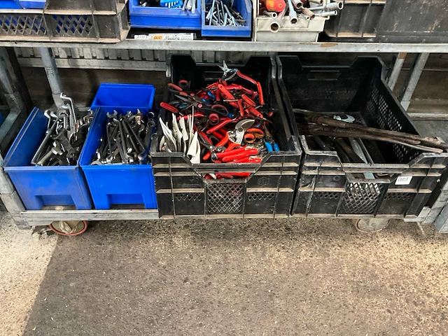 Handgereedschap - afbeelding 1 van  4