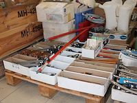 Handgereedschappen en soldeerproducten soldomat w.o. beitels, holpijpen, vijlen en sloten. - afbeelding 2 van  3