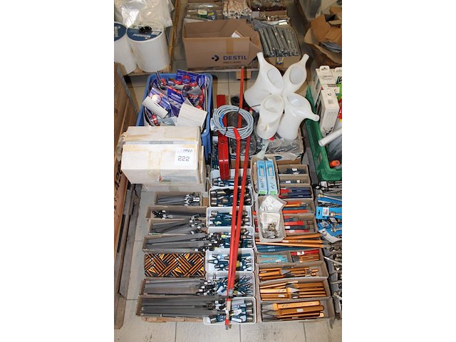 Handgereedschappen en soldeerproducten soldomat w.o. beitels, holpijpen, vijlen en sloten. - afbeelding 3 van  3