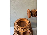 Handgesneden drielaagse houten lazy susan - afbeelding 5 van  5