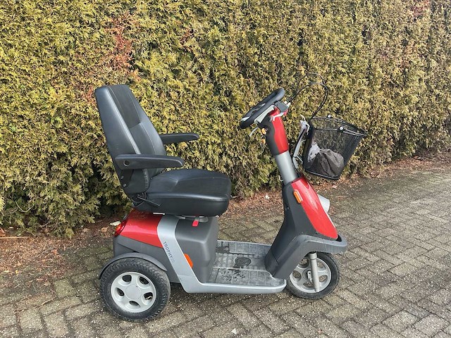 Handicare - trophy 20 - scootmobiel - afbeelding 10 van  15