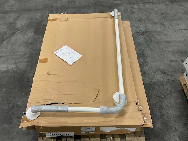 Handicare handgreep wandbeugel 560x1130mm (2x) - afbeelding 2 van  5