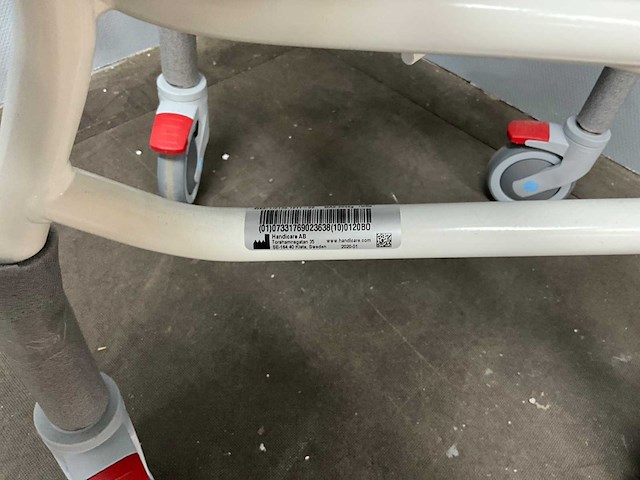 Handicare toiletstoel soft seats badaccessoire - afbeelding 5 van  5