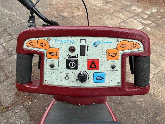 Handicare trophy 5 scootmobiel - afbeelding 8 van  10