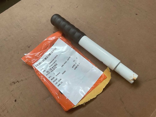 Handle - afbeelding 1 van  3