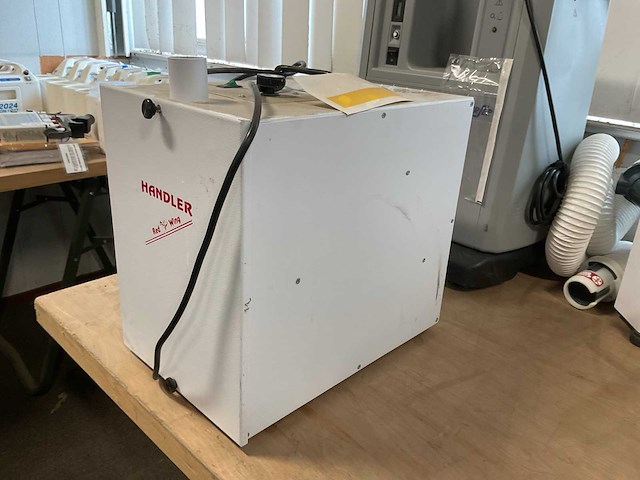 Handler red wing dental dust collector - afbeelding 1 van  6