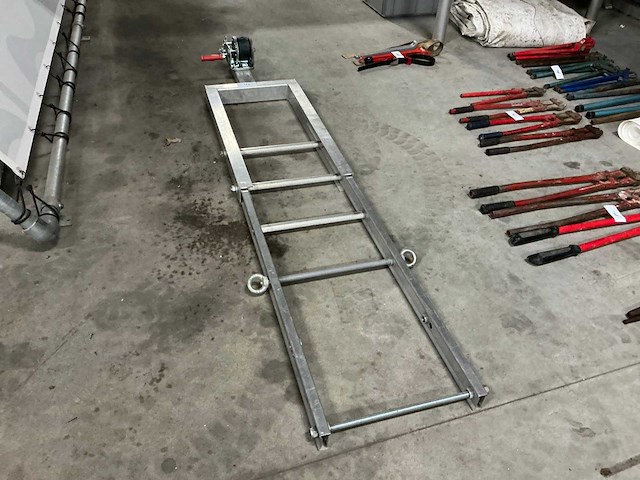 Handlier op ladder - afbeelding 1 van  4