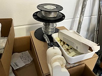 Handmatige spuitgiet machine met compressor - afbeelding 10 van  18