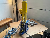 Handmatige spuitgiet machine met compressor - afbeelding 11 van  18