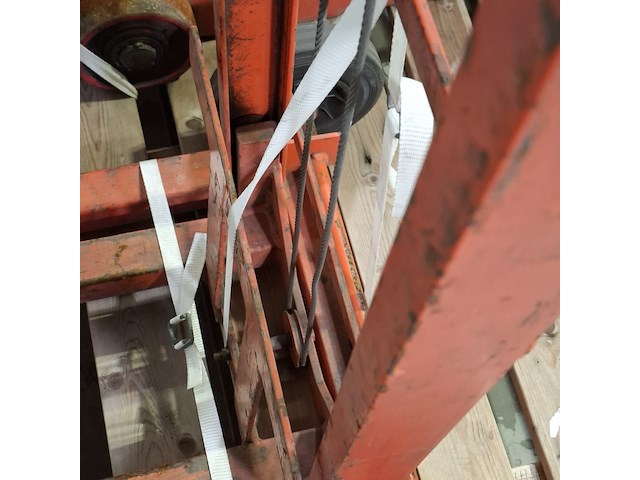 Handmatige stapelaar en garagekrik, o.a overtoom - afbeelding 12 van  12