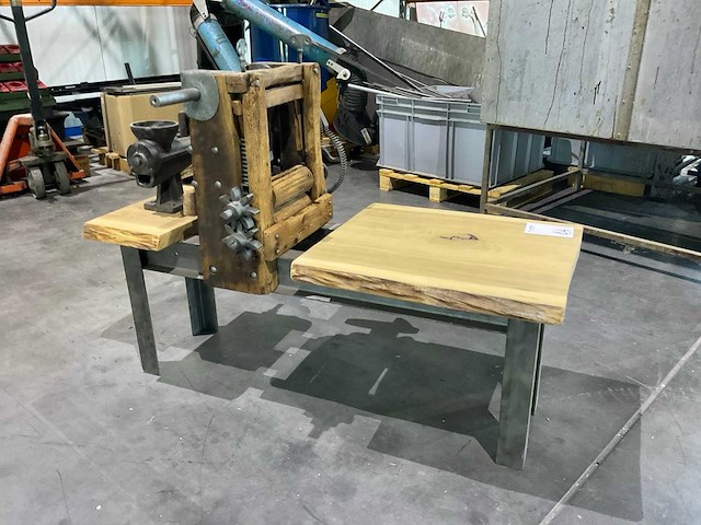 Handmatige wals-/persmachine met vermaler - afbeelding 1 van  7