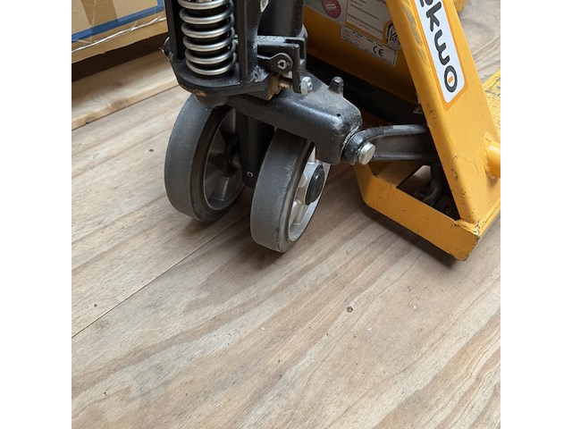 Handpalletwagen, geel, korte lepels - afbeelding 5 van  5