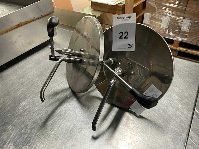 Handpomp sauspomp (2x) - afbeelding 1 van  3