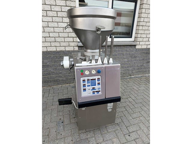 Handtmann - vf 50 + afdraai - vacuümvulmachine - afbeelding 2 van  9