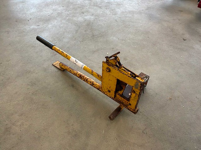 Handvorm steenknipper - afbeelding 2 van  4