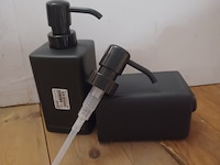 Handzeep pomje ikea zwart 500ml aantal 5 stuks. - afbeelding 4 van  7