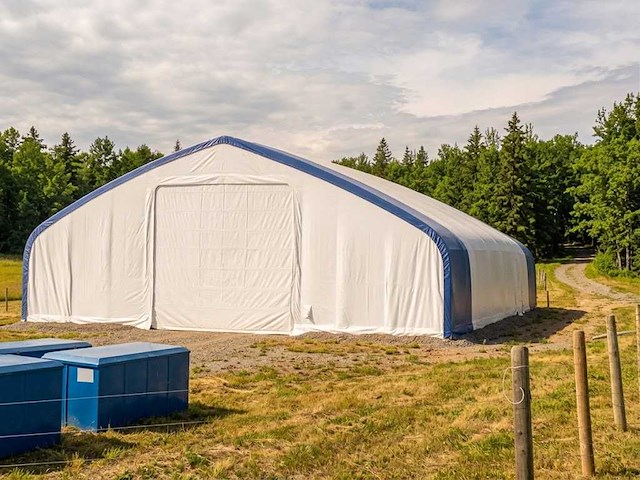 Hangar / opslagshelter 45,75x 18,30x7,63 meter / 6015025dp - afbeelding 1 van  8