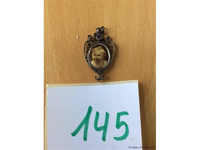 Hanger ( zilver/verzilverd?) - afbeelding 1 van  3