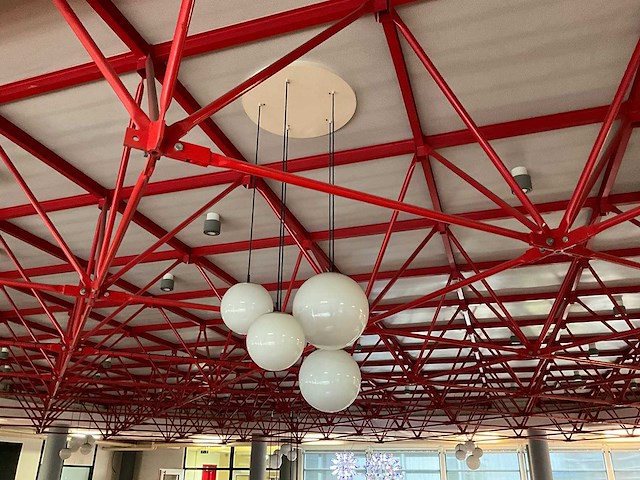 Hanglamp met 5 bollen (8x) - afbeelding 1 van  4