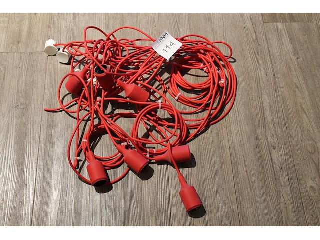Hanglamp met 7 lichtpunten rood muuto. - afbeelding 1 van  1