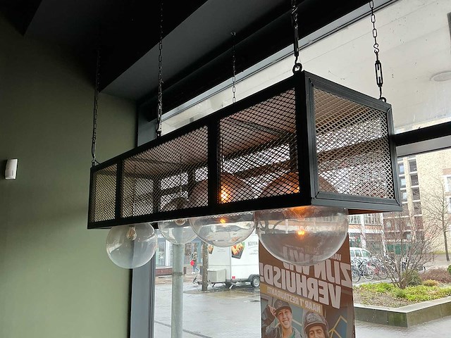 Hanglamp met metalen frame - afbeelding 1 van  4
