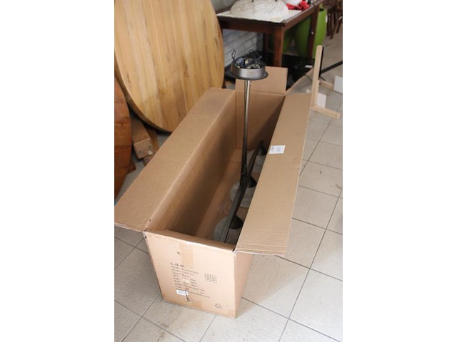 Hanglamp met vier lichtpunten breedte circa 120 cm en hoogte 90 cm. - afbeelding 2 van  2