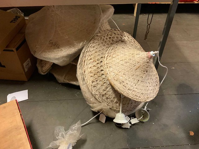 Hanglampen (13x) - afbeelding 2 van  2