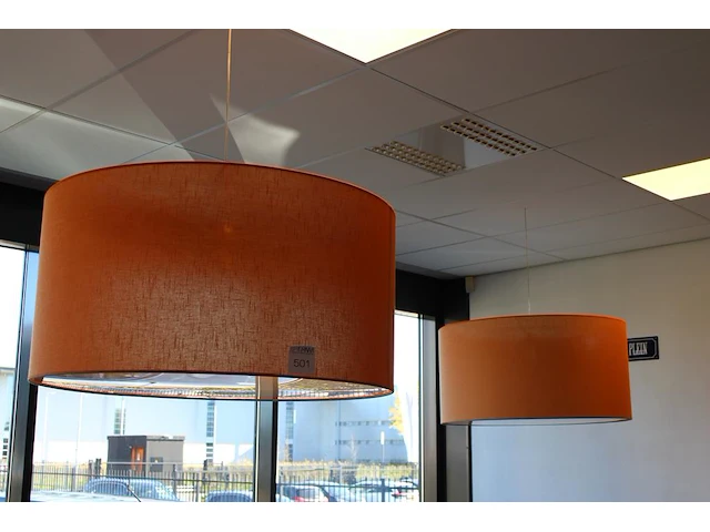 Hanglampen, doorsnede 100 cm., hoogte 50cm. let op: dient door uzelf gedemonteerd te worden op aanwijzing ... - afbeelding 1 van  3