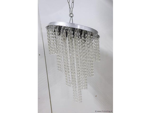 Hanglamp/kroonluchter met transparant kralenkettingen - afbeelding 2 van  3