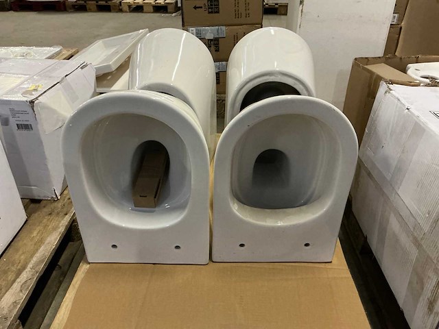 Hangtoilet (4x) - afbeelding 2 van  2