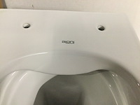 Hangtoilet met toiletzitting zonder spoelrand, aloni, tornado, wit - afbeelding 3 van  4
