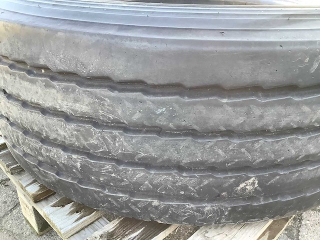 Hankook - band - afbeelding 4 van  4