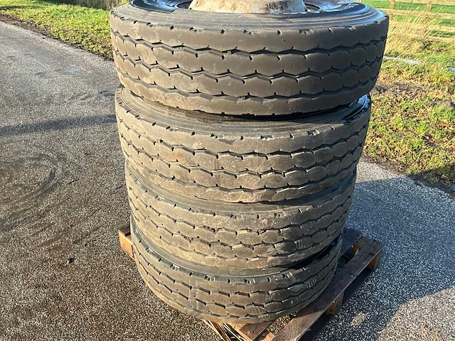 Hankook smart work amo9 13r22.5 vrachtwagenband (4x) - afbeelding 6 van  14