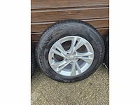 Hankook winter icept evo2 suv, opel grandland x (4x) - afbeelding 4 van  7