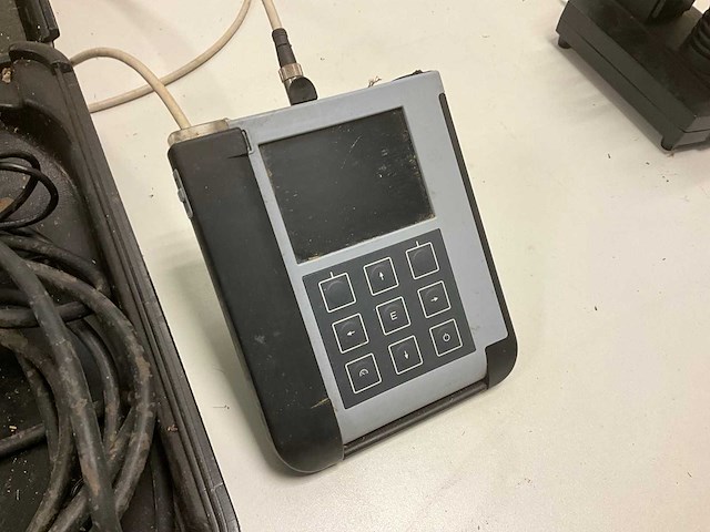 Hannah hi98195 veldmeter / ph ph, mv, orp, ec, resistiviteit, tds, saliniteit en temperatuur - afbeelding 4 van  5