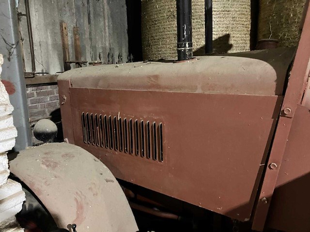 Hanomag - 1954 - r40 - tweewielaangedreven landbouwtractor - afbeelding 3 van  9