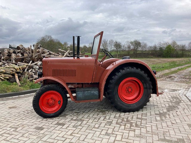 Hanomag - 1954 - r40 - tweewielaangedreven landbouwtractor - afbeelding 11 van  18