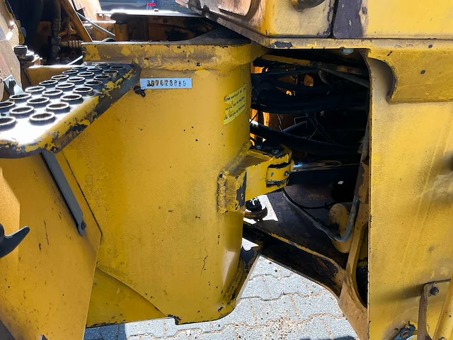 Hanomag 44d knikgestuurde shovel - afbeelding 10 van  36