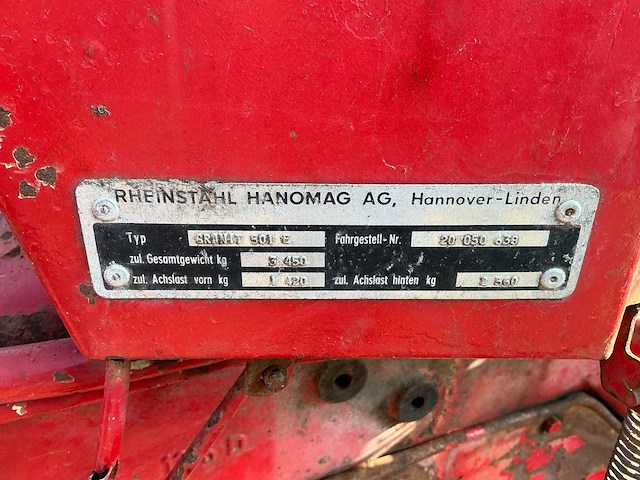 Hanomag granit 501e tweewielaangedreven landbouwtractor - afbeelding 10 van  16