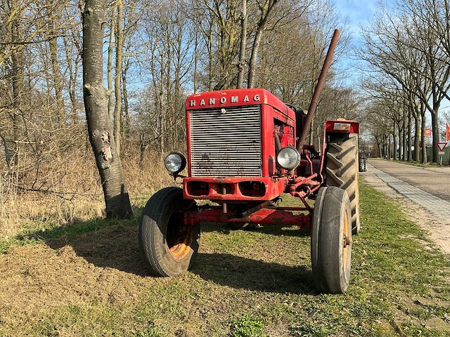 Hanomag granit 501e tweewielaangedreven landbouwtractor - afbeelding 7 van  16