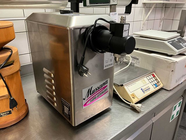 Hans kratt mussana pony slagroommachine - afbeelding 2 van  5