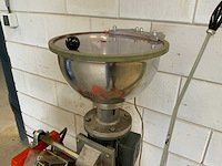 Hans ulrich hege 11 kantelbare zaadbehandelingsmachine - afbeelding 7 van  10