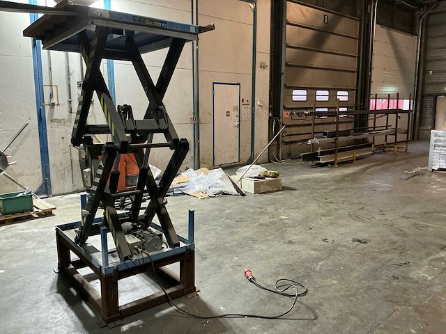 Hansa lifter 2000kg elektrische schaarheftafel - afbeelding 1 van  13